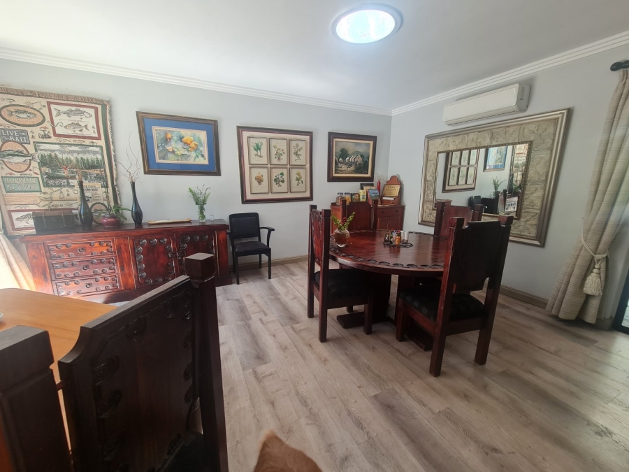 6 Bedroom Property for Sale in Waverley Free State